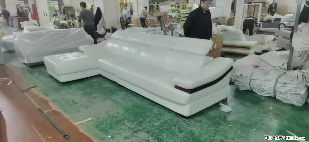 【大厂仿真皮沙发】实木框架，高回弹海绵45密度。全新包装，质量非常好，3.6米右贵妃 - 各类家具 - 居家生活 - 永州分类信息 - 永州28生活网 yongzhou.28life.com