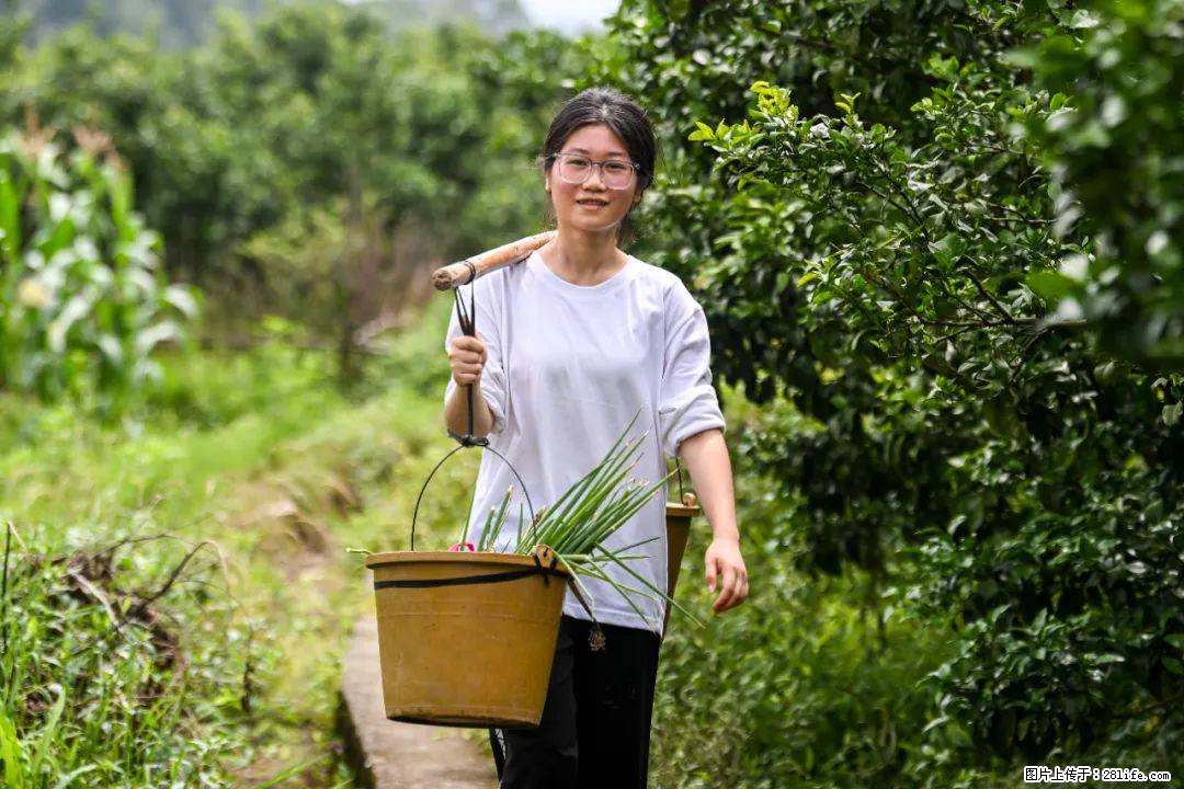 全网追的“扁担女孩”，找了一份暑假工，时薪12元 - 永州生活资讯 - 永州28生活网 yongzhou.28life.com